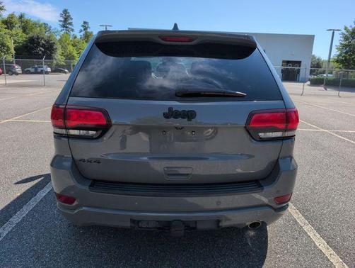 Sting-Gray Clearcoat 2020 Jeep Grand Cherokee Altitude