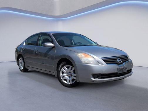Radiant Silver Metallic 2009 Nissan Altima 2.5 S