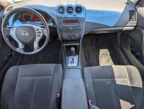 Radiant Silver Metallic 2009 Nissan Altima 2.5 S