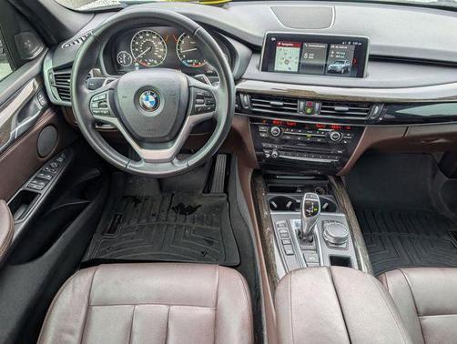 White Metallic 2018 BMW X5 xDrive35i