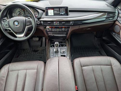 White Metallic 2018 BMW X5 xDrive35i