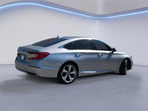 2019 Honda Accord Touring 2.0T
