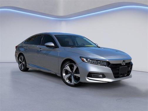 2019 Honda Accord Touring 2.0T