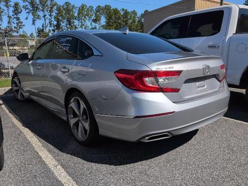 2019 Honda Accord Touring 2.0T