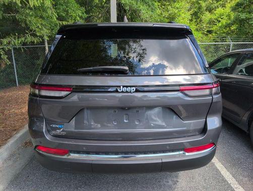 Baltic Gray Metallic Clearcoat 2024 Jeep Grand Cherokee 4xe Base
