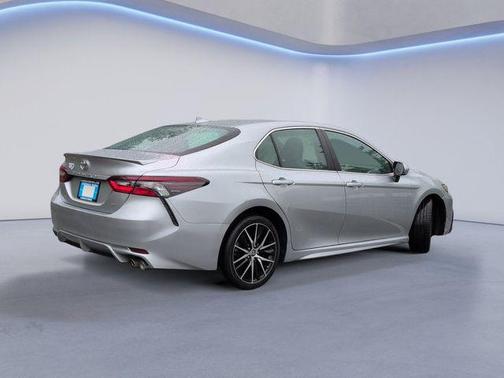Celestial Silver Metallic 2024 Toyota Camry SE