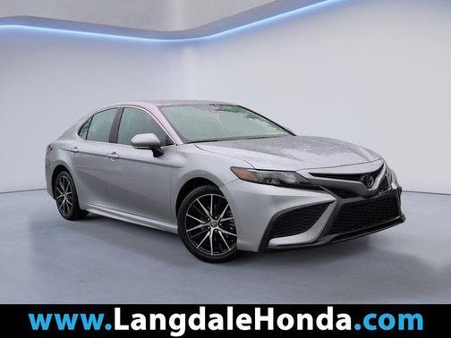 Celestial Silver Metallic 2024 Toyota Camry SE