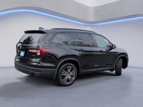 2022 Honda Pilot 2WD Sport