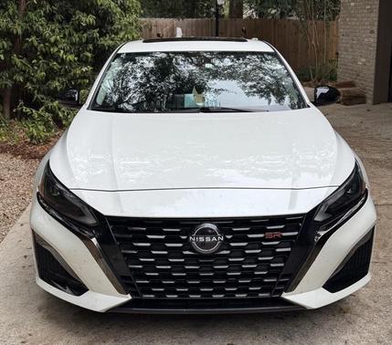 2023 Nissan Altima SR FWD