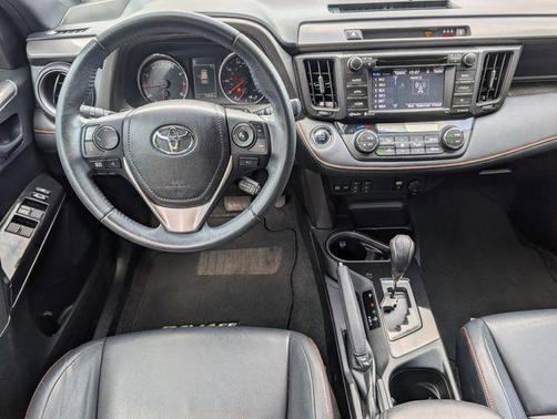 Magnetic Gray Metallic 2017 Toyota RAV4 SE