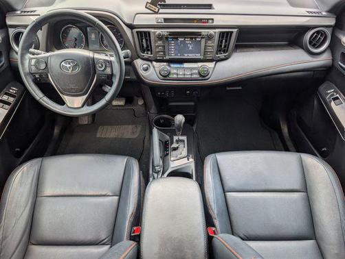 Magnetic Gray Metallic 2017 Toyota RAV4 SE