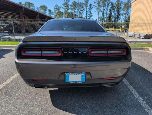 Granite Pearlcoat 2022 Dodge Challenger SXT