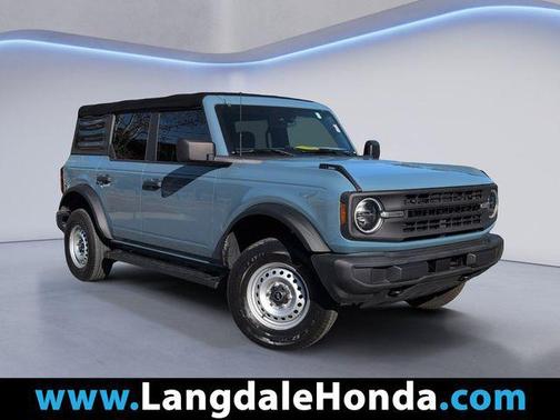 2022 Ford Bronco Base