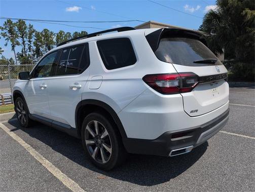 2024 Honda Pilot Touring 8-Passenger