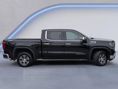Onyx Black 2025 GMC Sierra 1500 SLT