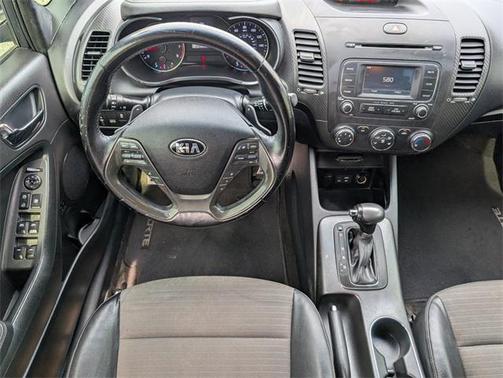 2016 Kia Forte SX
