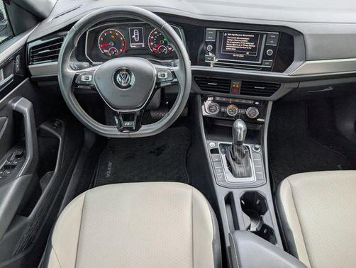 Pure White 2020 Volkswagen Jetta 1.4T R-Line