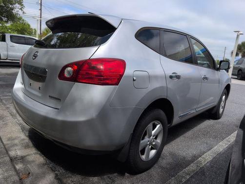 Brilliant Silver Metallic 2013 Nissan Rogue S