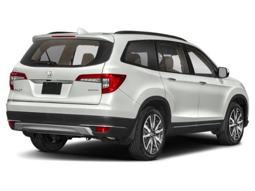 Platinum White 2022 Honda Pilot Touring 8-Passenger