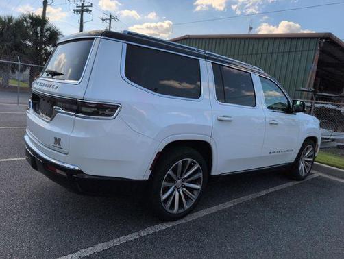 Bright White Clearcoat 2023 Jeep Grand Wagoneer Obsidian 4x4
