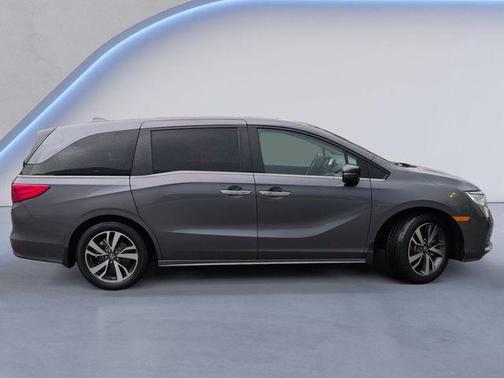 Modern Steel Metallic 2023 Honda Odyssey Touring
