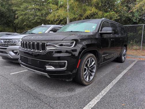 2023 Jeep Wagoneer L Series III 4x2