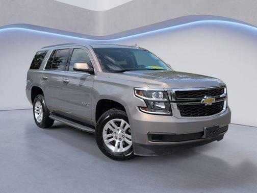 Pepperdust Metallic 2017 Chevrolet Tahoe LT