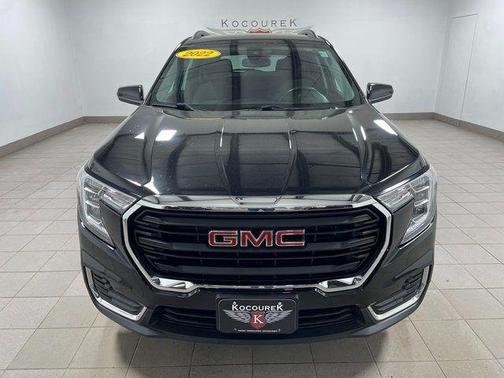 Ebony Twilight Metallic 2022 GMC Terrain SLE