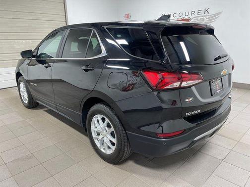 Mosaic Black Metallic 2023 Chevrolet Equinox 1LT
