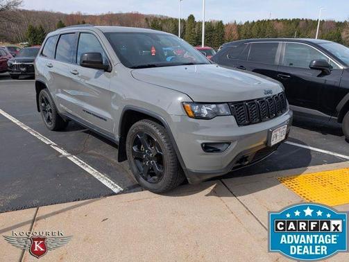 Sting Gray Clearcoat 2019 Jeep Grand Cherokee Laredo