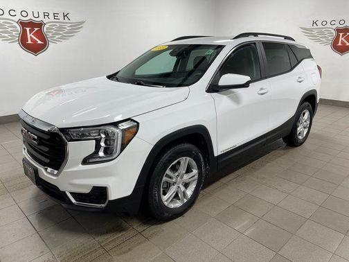 Summit White 2023 GMC Terrain SLE
