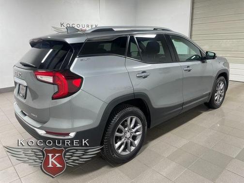 2023 GMC Terrain SLT