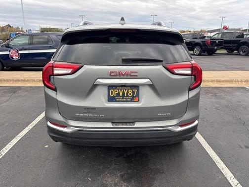 2023 GMC Terrain SLT