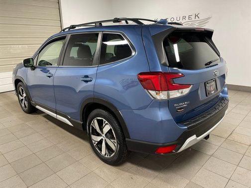 Horizon Blue Pearl 2020 Subaru Forester Touring