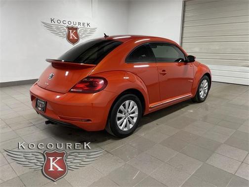 2019 Volkswagen Beetle 2.0T S