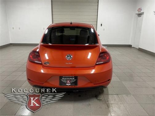2019 Volkswagen Beetle 2.0T S