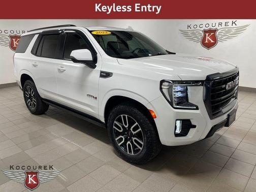 Summit White 2022 GMC Yukon AT4