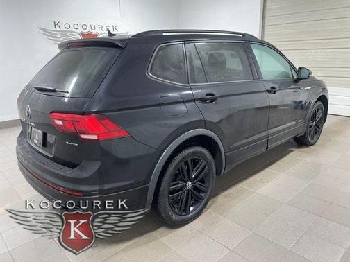 2022 Volkswagen Tiguan 2.0T SE R-Line Black