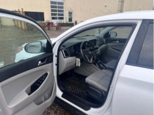White Pearl 2019 Hyundai TUCSON SE