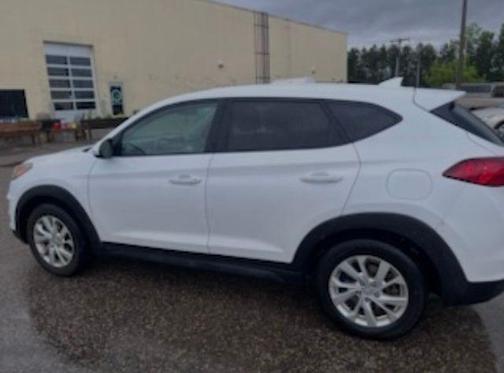 White Pearl 2019 Hyundai TUCSON SE