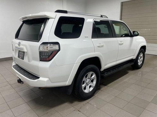 Ice 2024 Toyota 4Runner SR5 Premium