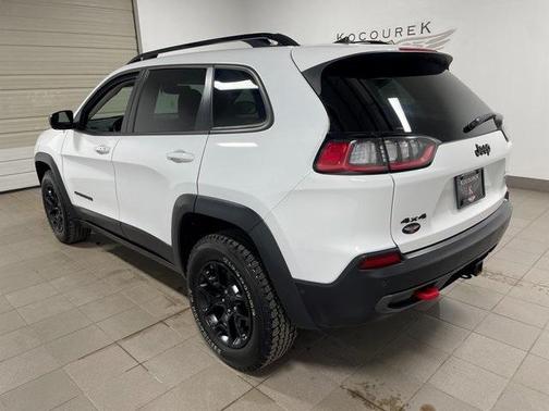 2023 Jeep Cherokee Trailhawk