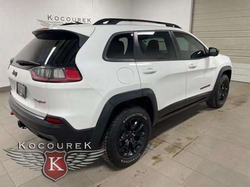 2023 Jeep Cherokee Trailhawk