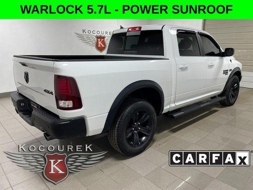 Bright White Clearcoat 2022 RAM 1500 Classic SLT