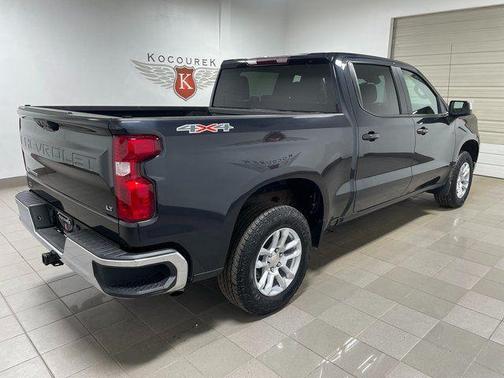 Dark Ash Metallic 2023 Chevrolet Silverado 1500 LT