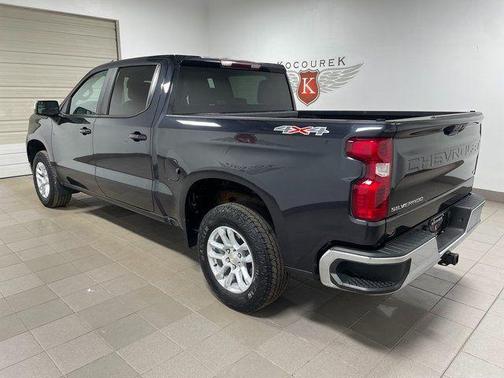 Dark Ash Metallic 2023 Chevrolet Silverado 1500 LT