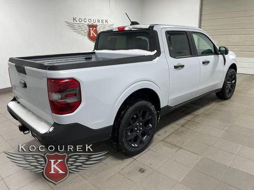 Space White Metallic 2025 Ford Maverick XLT