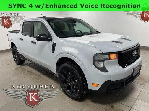 Space White Metallic 2025 Ford Maverick XLT