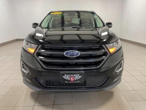 Photo 2 of 28 of 2018 Ford Edge Sport