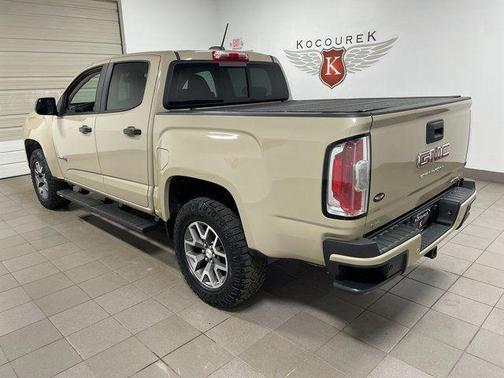 Desert Sand Metallic 2021 GMC Canyon AT4 w/Leather